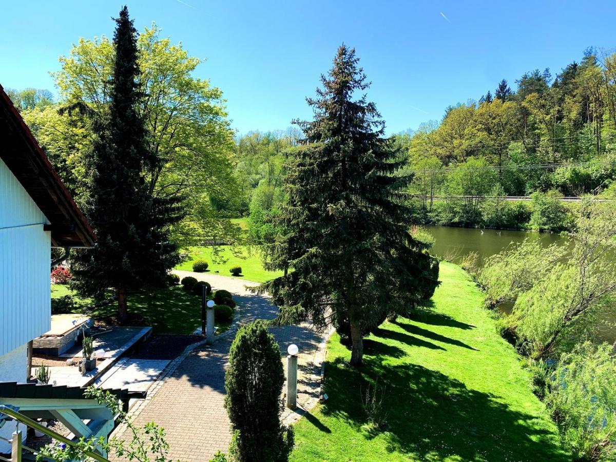 Apartment Direkt An Der Waldnaab Neustadt an der Waldnaab Ngoại thất bức ảnh